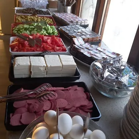 Grand Liza Ξενοδοχείο 3*