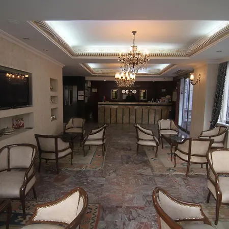 Ξενοδοχείο Grand Liza