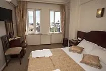 Grand Liza Hotel 3*