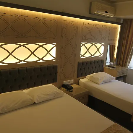 Grand Liza Отель Стамбул