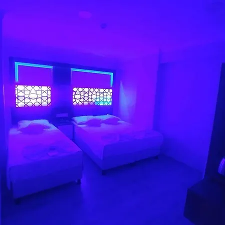 Grand Liza Отель