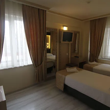 Grand Liza Отель