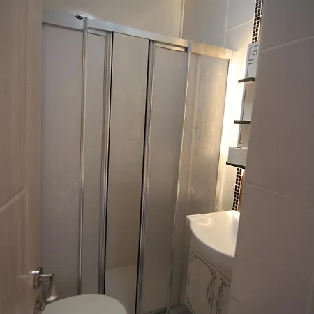 Отель Grand Liza 3*